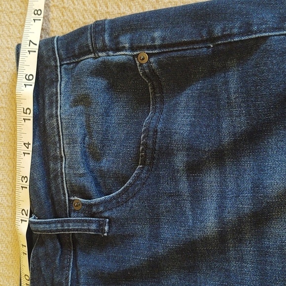 Calvin Klein Women's Slim Straight Denim Jeans - Picture 6 of 8